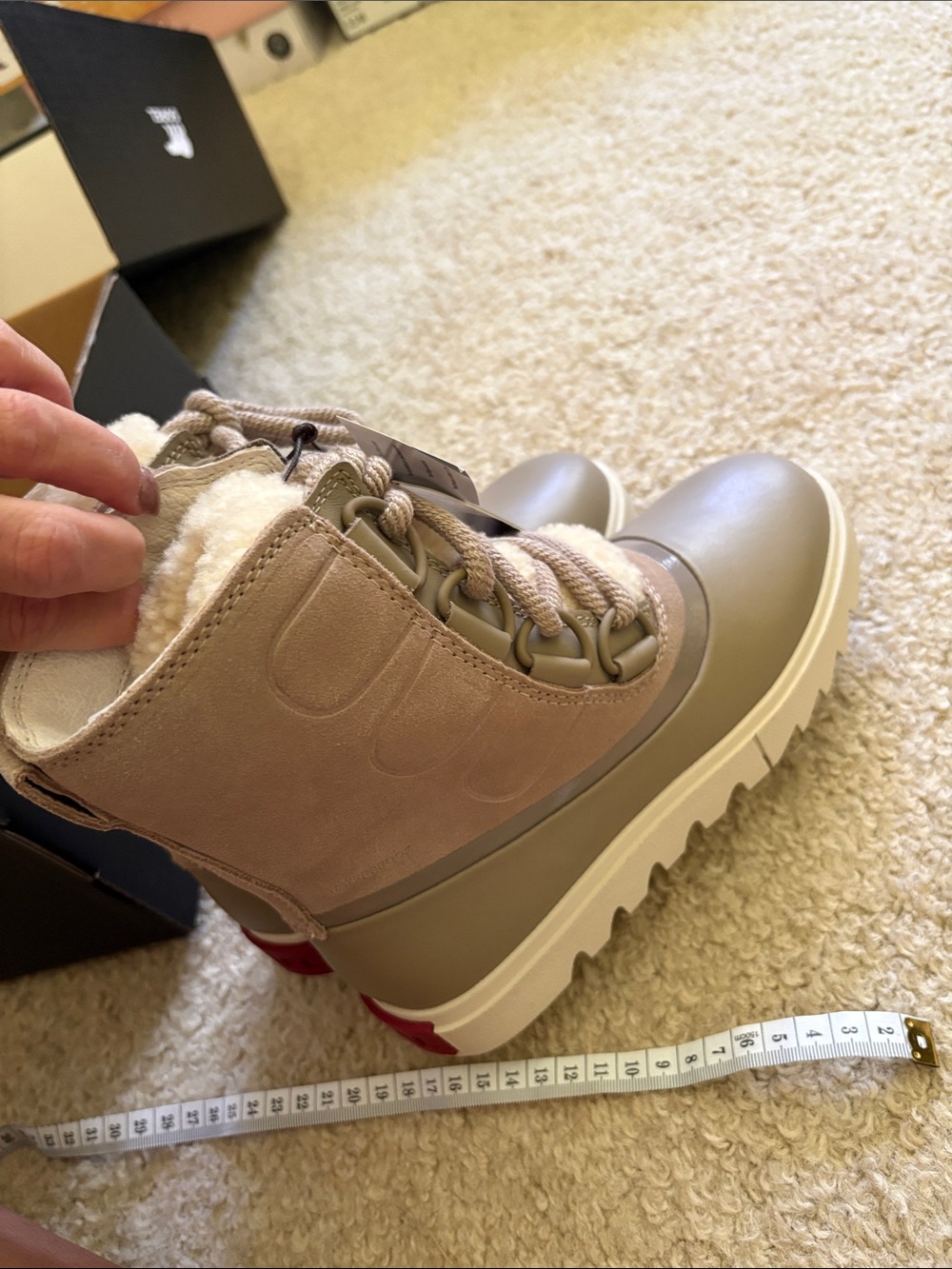 Sorel Women's Taupe/Beige Shearling-Lined Winter Boots waterproof - Picture 5 of 10